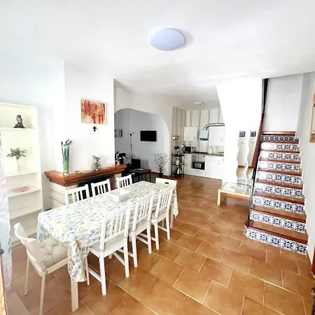Casa Adina *